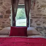 Mas De La Lance Bed and breakfast