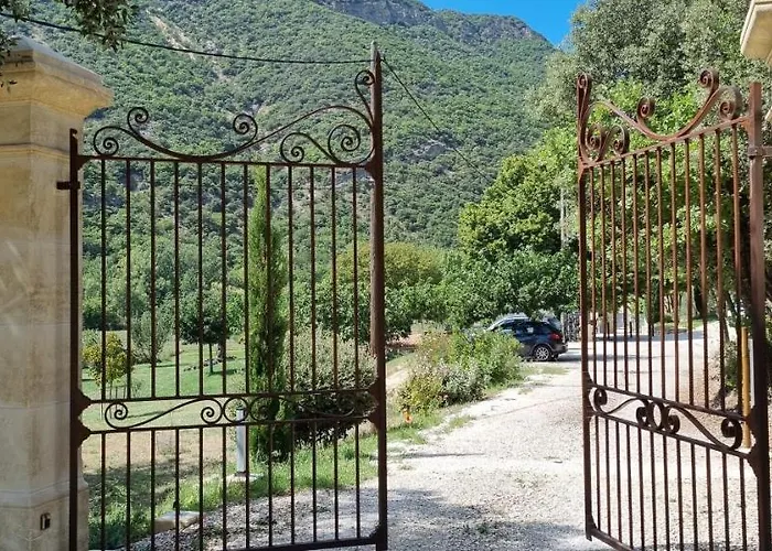 Bed and Breakfast Mas De La Lance