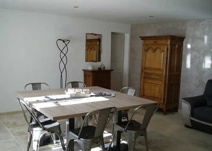 Bed and breakfast Mas De La Lance 4*