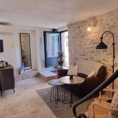 Bed & Breakfast Mas De La Lance